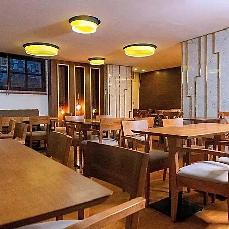 Long Szálloda