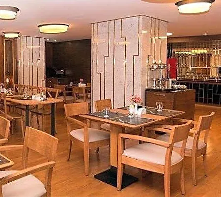 Long Hotel