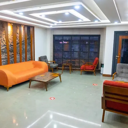 Long Hotel 3*